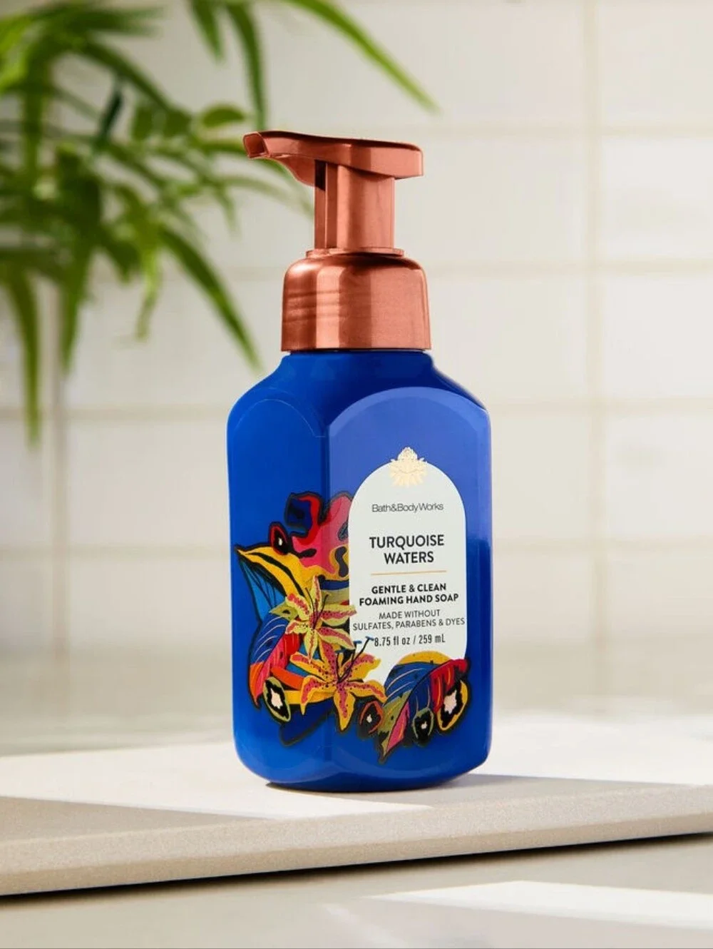 Bath & Body Works Turquoise Waters Hand Soap  Blue & Rose Gold